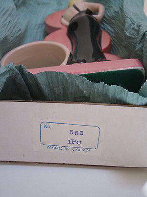 Marilyn Monroe  Mae  West  Bette Grable Ceramic table Clock Case Japanese