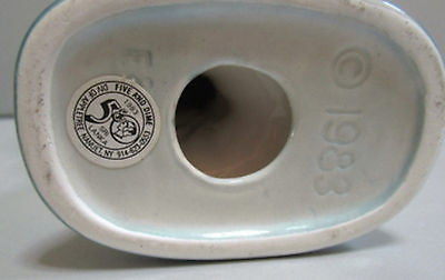 Flamingo with his wings in the aira tall figurine ceramic c1983 7-1/2" tall