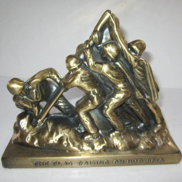 USMC WWII Iwo Jima Raising the Flag monument statue